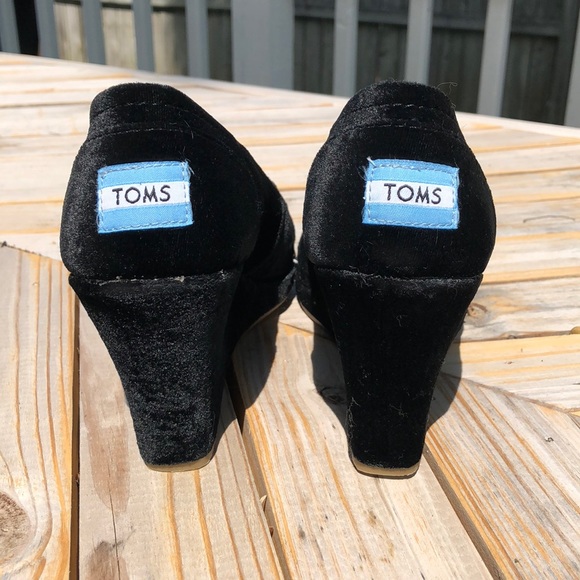 Toms Peep-Toe Wedges - Picture 2 of 4